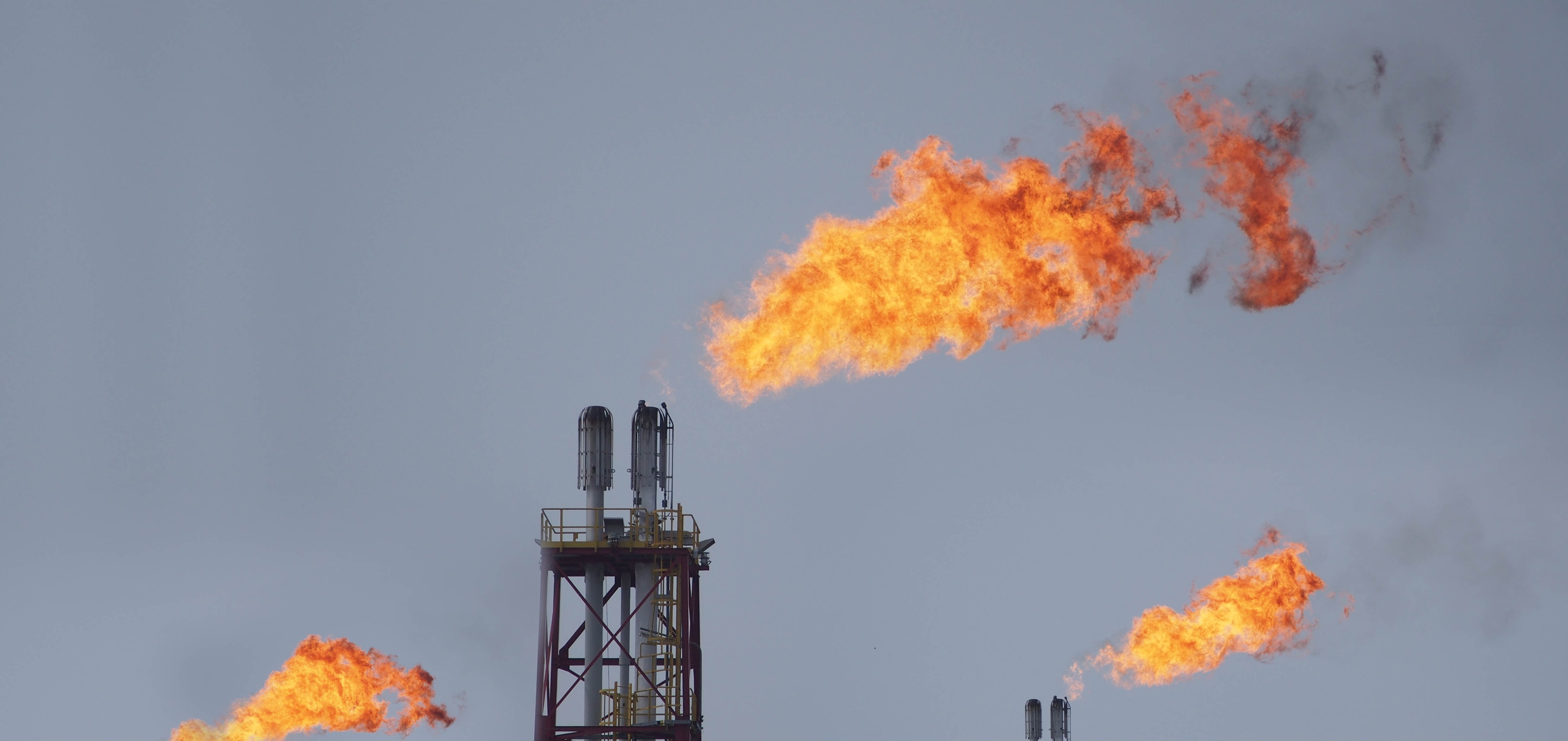 Green Energy’s Never Been Bigger. This Fracking ETF Doesn’t Seem to Mind